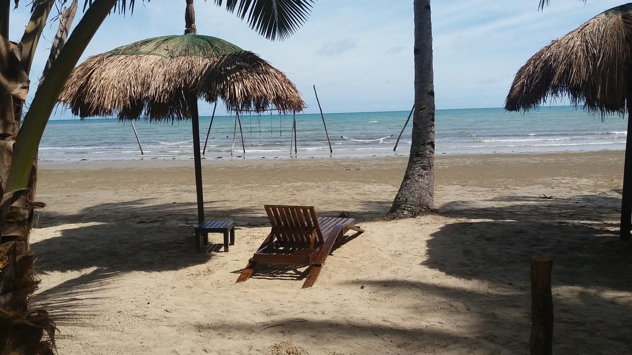 Peace & Love Beach Club Roxas  Exterior foto